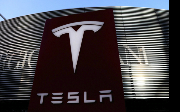 木头姐本月持续卖出特斯拉股票 但仍持仓10.9亿美元