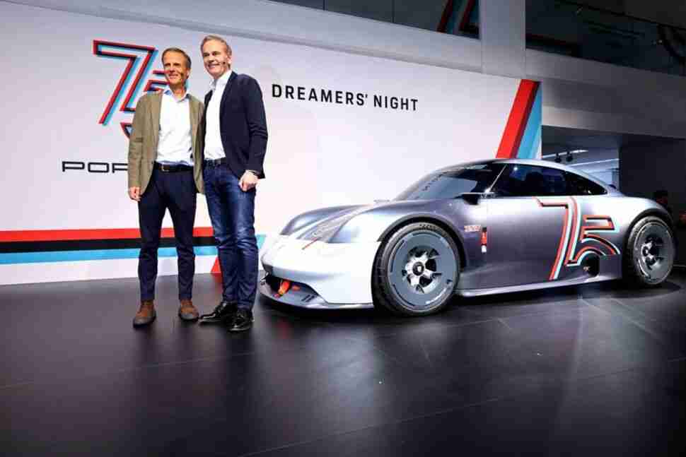 【关闭】保时捷突然关闭多家线下门店,车主新年礼物被取消;小鹏汽车:要打造成一家全球领先AI汽车公司;传哪吒汽车桐乡工厂将于1月全面复工