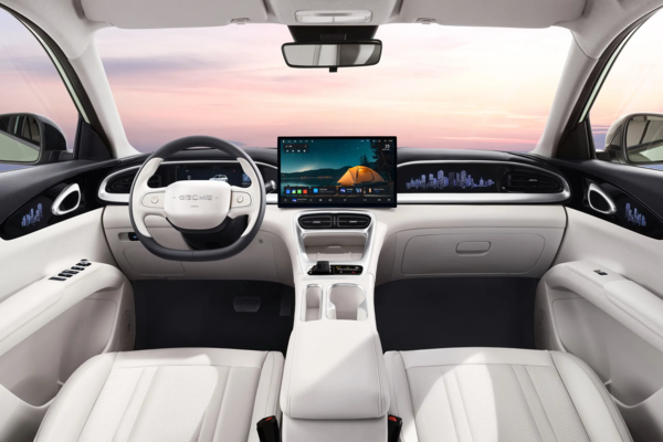 四款10万以内热门小车怎么选?优缺点看完就懂了