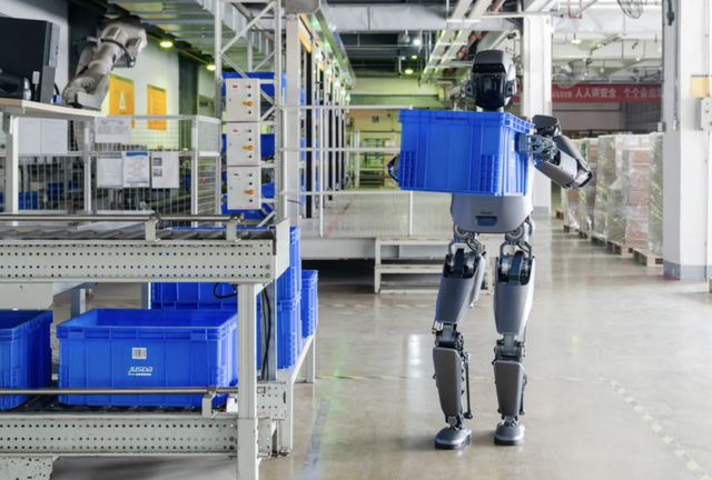 富士康优必选达成长期战略合作,人形机器人进厂打工