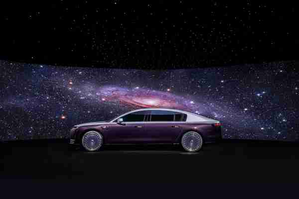 余承东官宣尊界S800新车色,黑金诠释巅峰之美