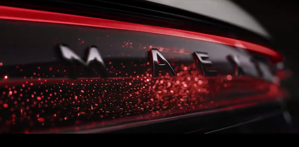 余承东官宣尊界S800新车色,黑金诠释巅峰之美