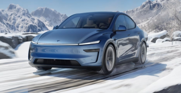 陶琳：特斯拉焕新Model Y拥有市面上最大的前备箱