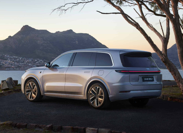 理想高管:L9开创行业多个第一 最近有很多“致敬者”