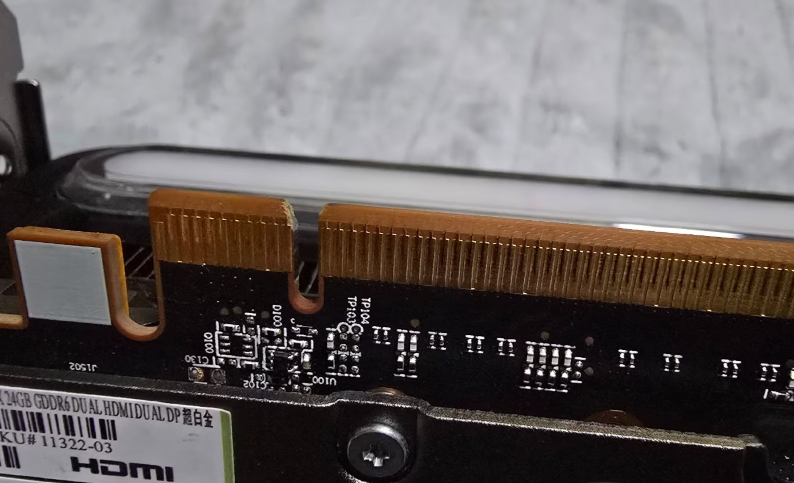 华硕主板会损坏显卡金手指？别怕！后续补偿方案来了