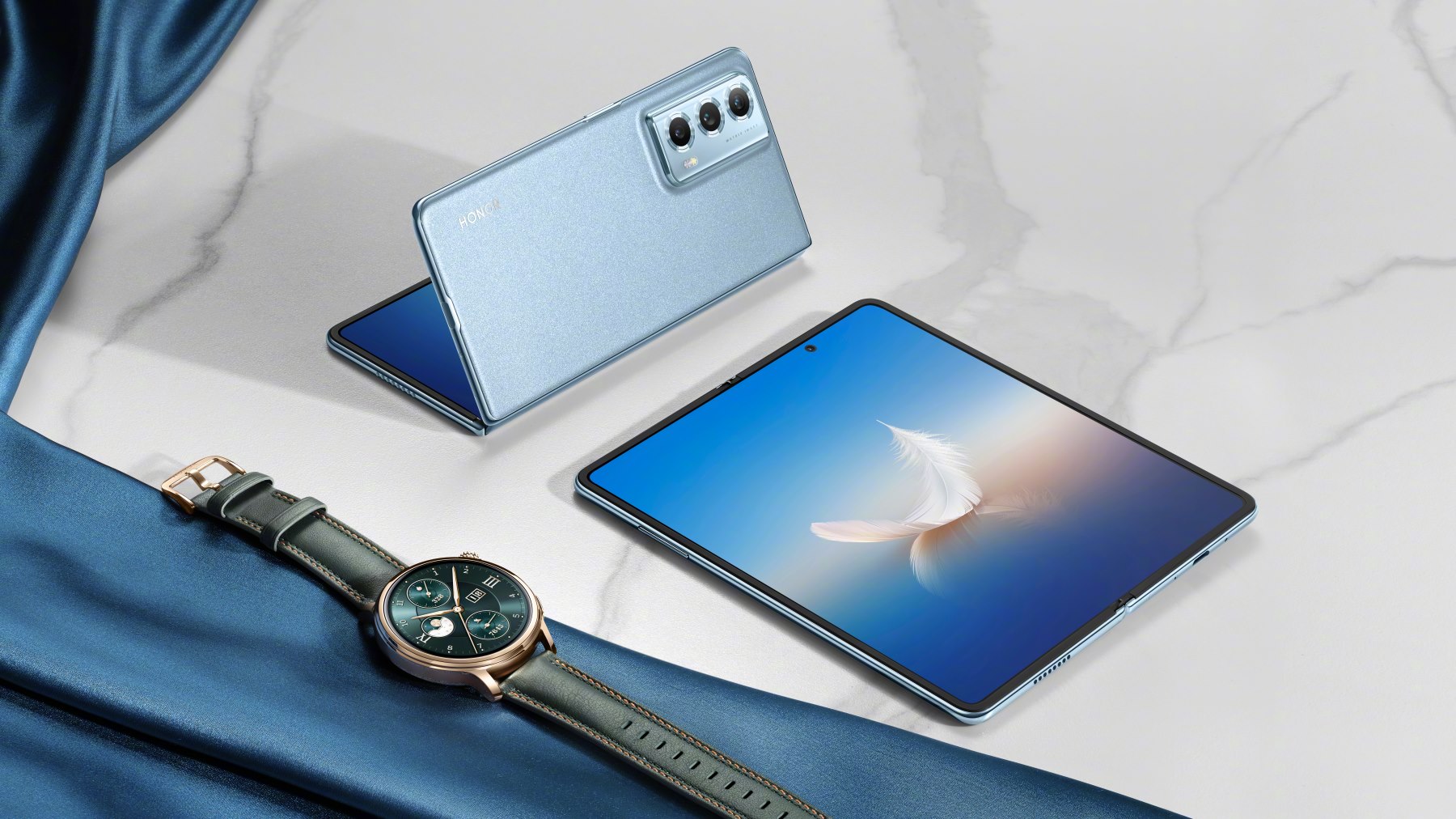 荣耀五年投100亿美元共建AI终端生态