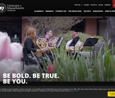 马萨诸塞大学阿默斯特分校：美国顶尖公立大学系统的旗舰校区