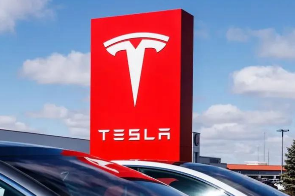 美股高开科技股齐涨特斯拉飙升近10%