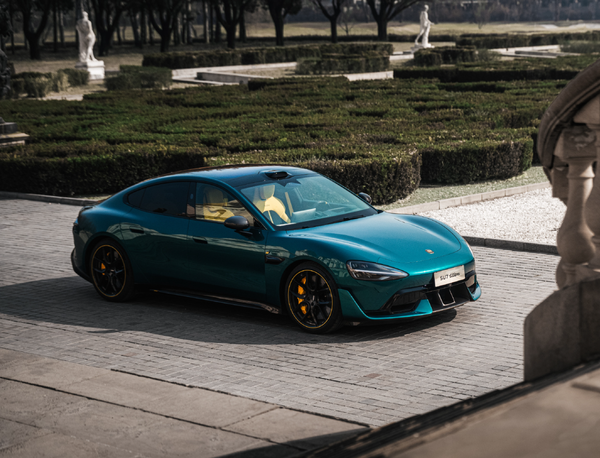 小米汽车上周锁单1.9万本月Ultra破万