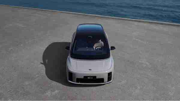 理想i8酒红效果图曝光 还原度超95%？网友：出必买