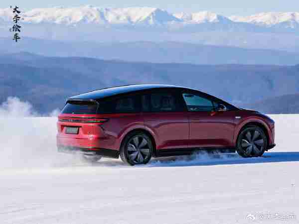 理想i8酒红效果图曝光 还原度超95%？网友：出必买