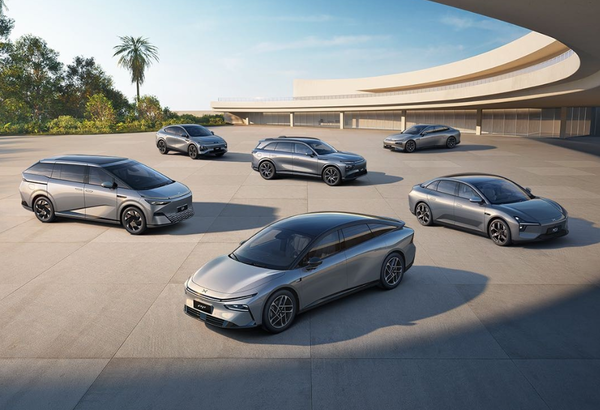 传小米汽车上周交付6280辆 环比大幅上涨 但略低于小鹏