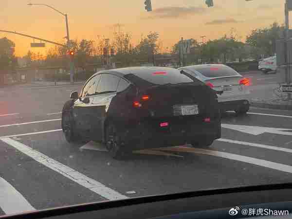 曝特斯拉Model Y长轴距版即将投产：三排座位设计