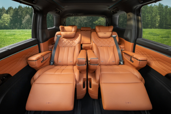 传祺向往M8乾崑系列发布 配备华为座舱+ADS高阶智驾