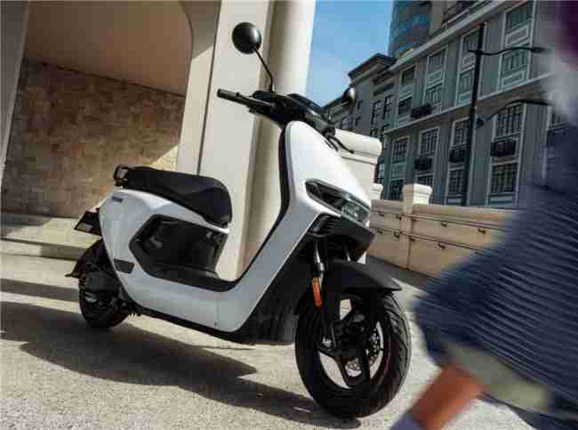 外卖员怎么选电动摩托车？3-4千元价位九号电动N3系列新车别错过！