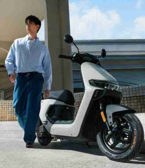 外卖员怎么选电动摩托车？3-4千元价位九号电动N3系列新车别错过！