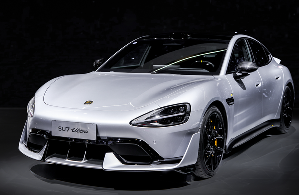 小米SU7独占鳌头，2025Q1中大型轿车销量榜