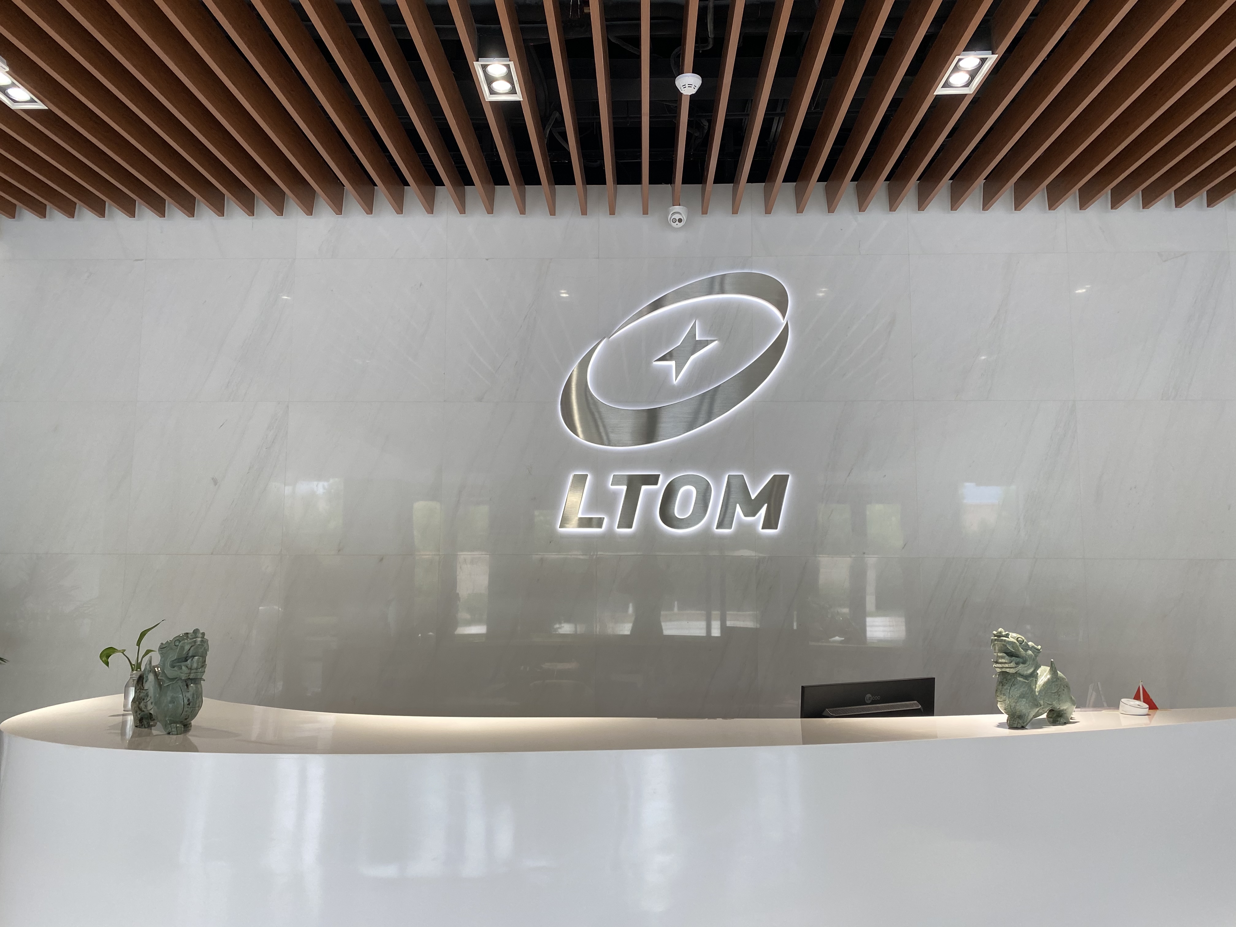 莱特光电Q1收入1.45亿，净利润暴增39.9%