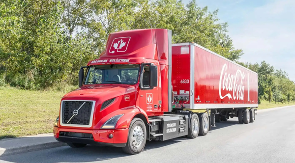 沃尔沃电动卡车销量破5000辆 特斯拉Semi仍陷量产困境