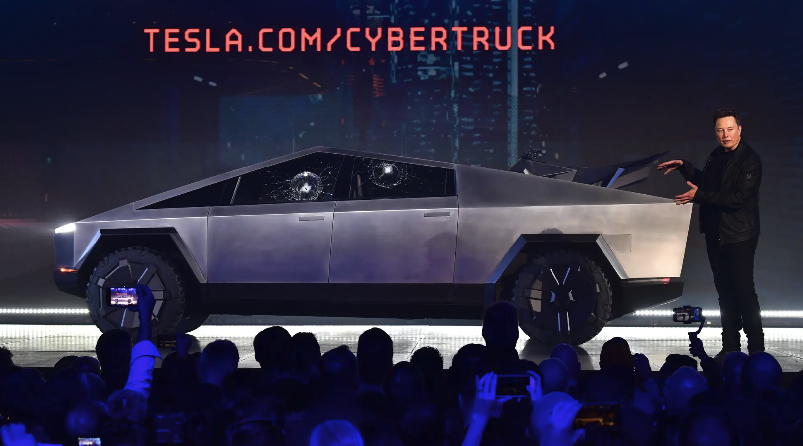 Cybertruck五大承诺未实现：船用及螃蟹行驶无望