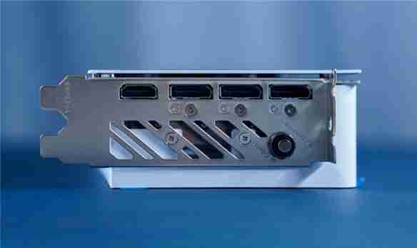 七彩虹iGame RTX 5060 Ti Ultra W OC 16GB显卡评测：进阶甜品级的实力担当