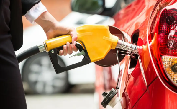 国内油价将于4月30日迎来调整 昨日国际油价显著下跌