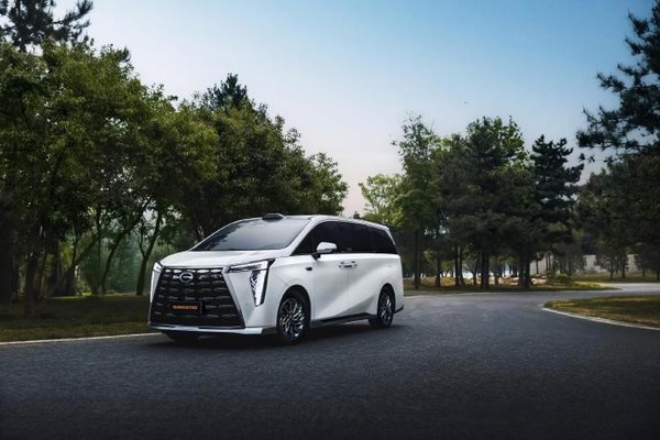 传祺向往M8乾崑5月26日上市，搭载鸿蒙座舱