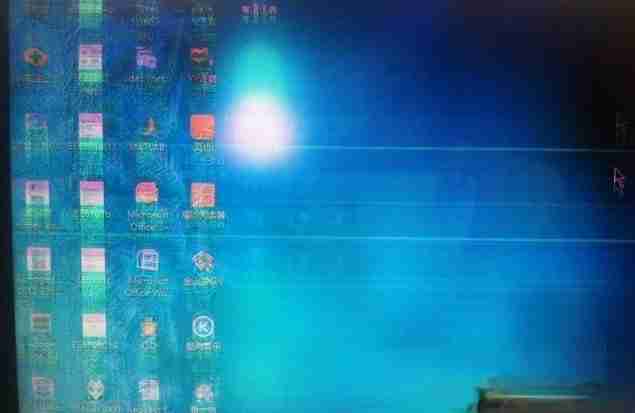 笔记本闪屏门都有哪些故障现象?