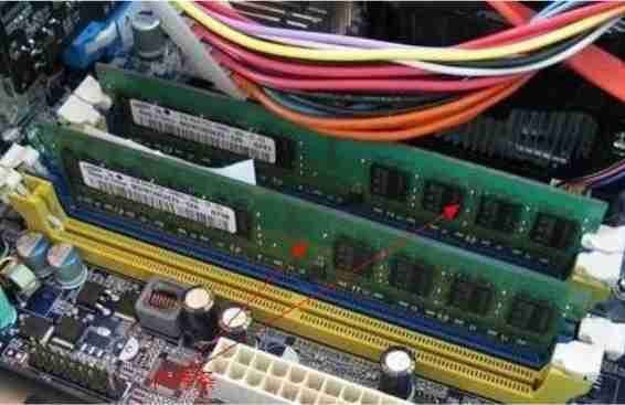 电脑启动后黑屏怎么办?