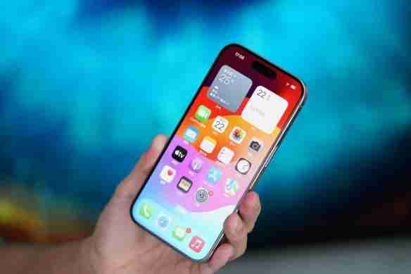 iPhone 20周年纪念版或迎来天价 折叠款2027年推出