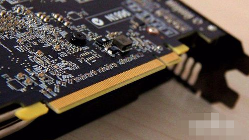 Win10开机显示器无信号？手把手教你快速排障！