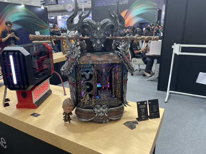 《黑神话》主题太帅了！PC科技展超酷炫MOD机箱欣赏