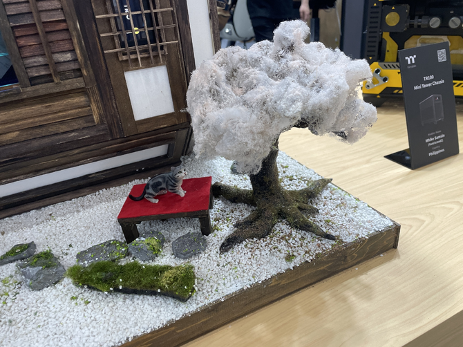 《黑神话》主题太帅了！PC科技展超酷炫MOD机箱欣赏