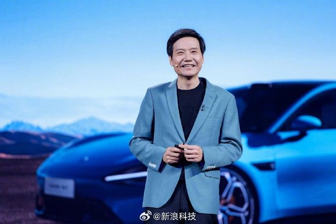 雷军谈苹果十年造车失败原因