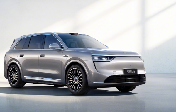 2025年第22周30万+销量排名：问界M8登顶