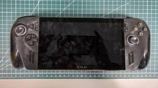 微软暂停Xbox掌机，转向Win掌机优化