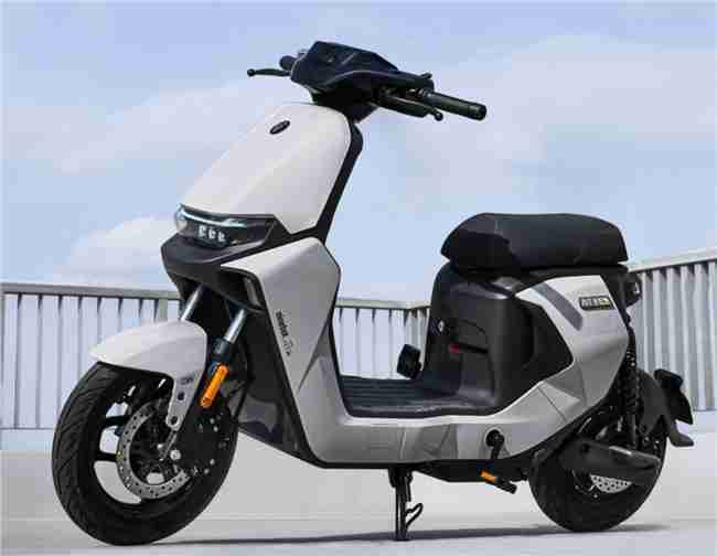 新国标电自也越级?九号电动Mz 110巅峰续航+智驾有点猛