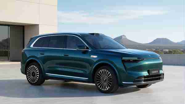 全新问界M7非官方渲染图曝光：和问界M8一脉相承