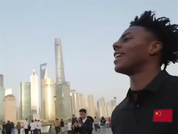 甲亢哥欧洲行被问去过最好的国家：肯定是中国