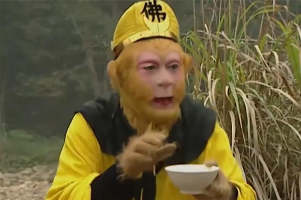 六小龄童景区授艺，网友热议模仿难超经典