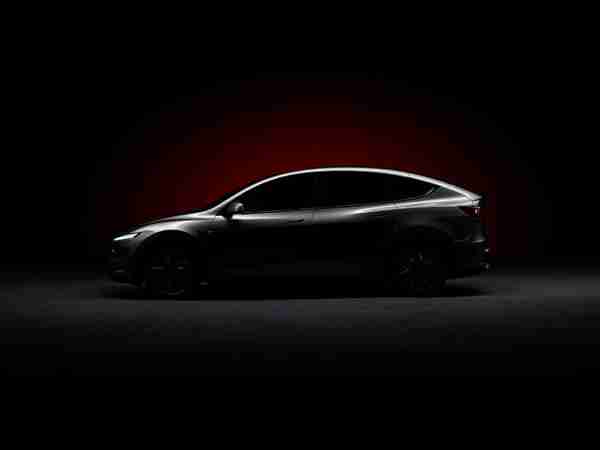 特斯拉Model Y L官宣 今年秋季正式发布 采用六座设计