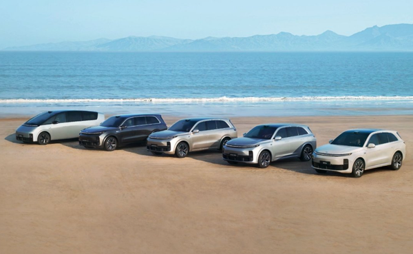 中国造车新势力2025年累计销量排名：鸿蒙险胜理想