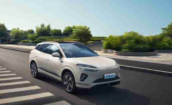 标配天神之眼C和云辇-C 比亚迪海狮06售价13.98万起