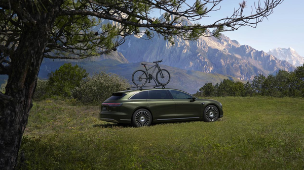 享界新车命名享界S9T 豪华车阵营再添新成员