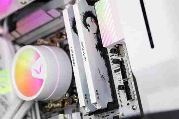 国韵性价比再攀高峰  云彣绫龙系列48GB DDR5内存首测