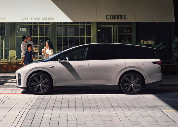 理想i8正式发布 理想首款纯电SUV车型 32.18万元起售