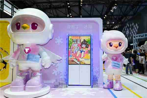 TCL携全场景电竞显示产品与智慧终端亮相2025ChinaJoy展会