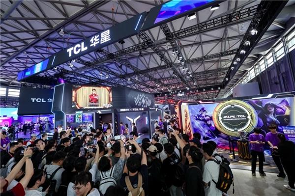 TCL全场景电竞产品亮相ChinaJoy2025