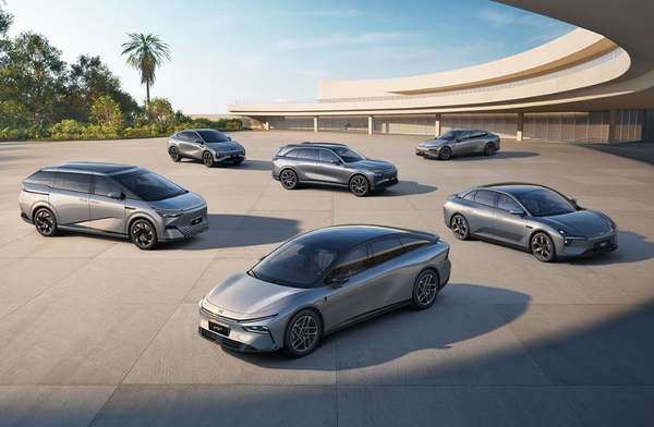 2025第30周新势力品牌销量排名公布 鸿蒙智行破1.2万