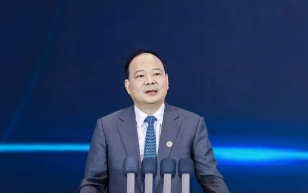 曾毓群身家400亿，财富分配计划曝光